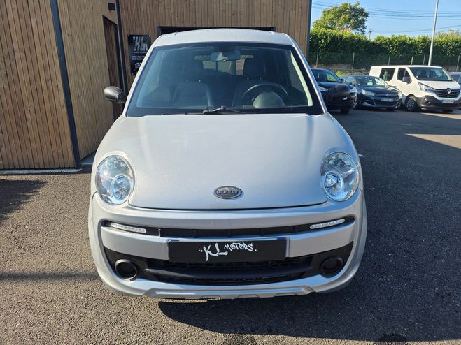 Ligier Ligier MGO Voiture sans permis Microcar de 2017 Gris de 2016