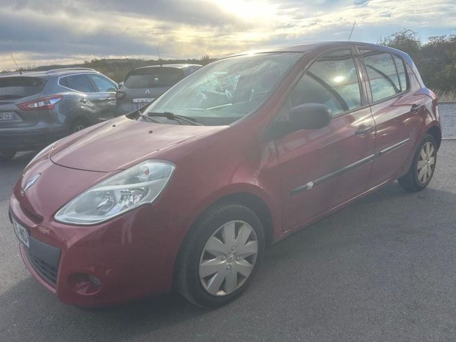 Renault Clio III 1.2 16V 75 eco2 Authentique Rouge Fonc� de 2009