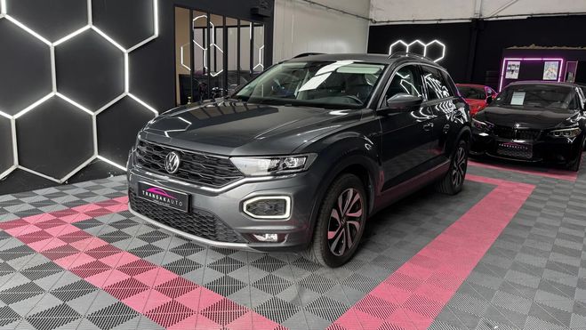 Volkswagen T Roc ACTIVE 1.0 TSI 110 cv GULATEUR ADAPTATIF Gris de 2021