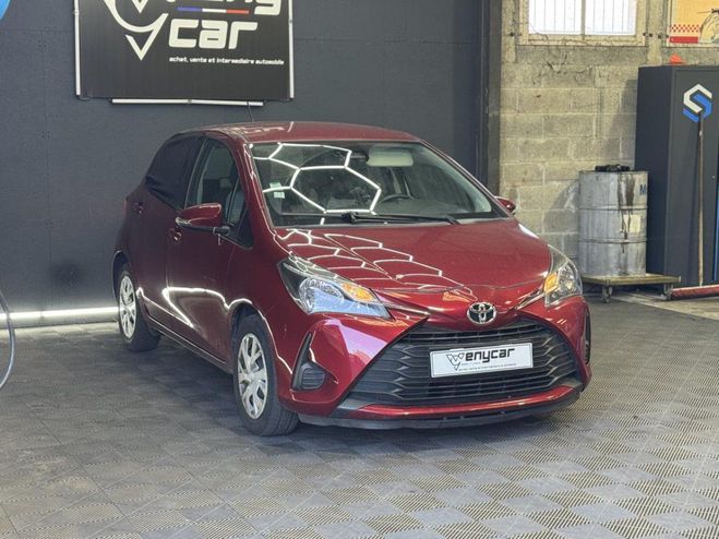 Toyota Yaris III (3) 70 ch VVT-I ACTIVE 5P ROUGE FONCE de 2018
