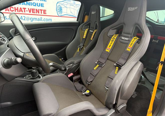 Renault Megane iii coupe 2.0t 250ch sport Gris de 2010