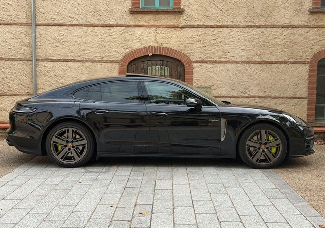 Porsche Panamera 4 E-HYBRID PLATINUM EDITION 2.9 V6 462 c Noir de 2022
