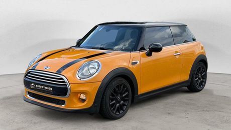 Mini One 1.5i - 136 F56 COUPE Cooper Pack Chili P 2015 d'occasion a Aubagne (13)
