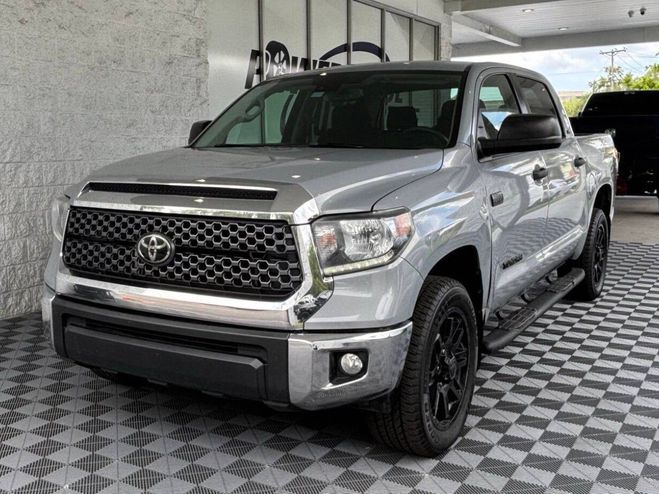 Toyota Tundra SR5 4x2 4dr CrewMax Cab Pickup SB Gris de 2021
