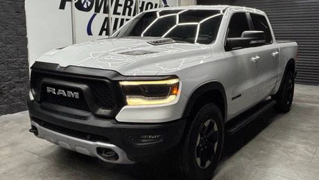 Dodge Ram 1500 Rebel 4x4 4dr Crew Cab 5.6 ft. SB P 2019 d'occasion a Paris (75)