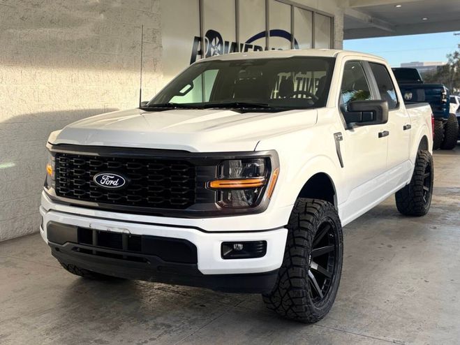 Ford F150 F-150 STX 4x2 4dr SuperCrew 5.5 ft. SB Blanc de 2025