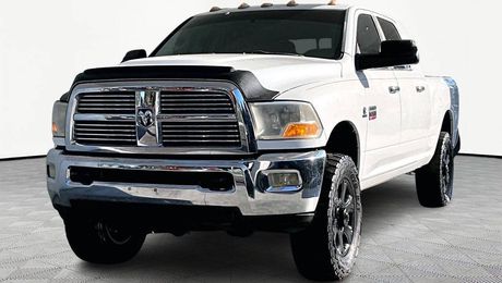 Dodge Ram 2500 SLT 4x4 4dr Mega Cab 6.3 ft. SB Pic 2010 d'occasion a Paris (75)
