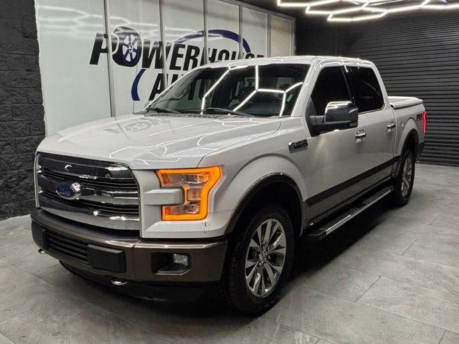 Ford F150 F-150 Lariat 4x4 4dr SuperCrew 5.5 ft. S Blanc de 2016
