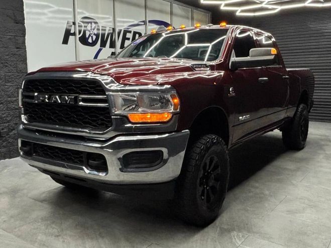 Dodge Ram 2500 Tradesman 4x4 4dr Crew Cab 6.3 ft.  Bordeaux de 2021