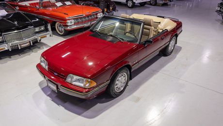 Ford Mustang LX 5.0L Convertible 1989 d'occasion a Paris (75)