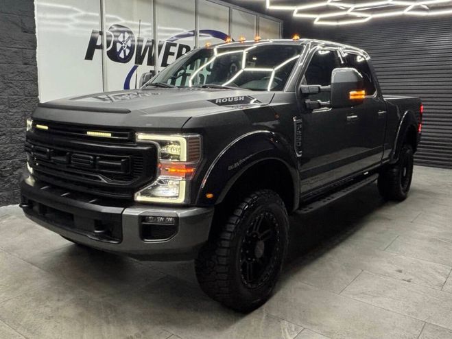Ford F250 F-250 Super Duty Platinum 4x4 4dr Crew C Gris de 2022
