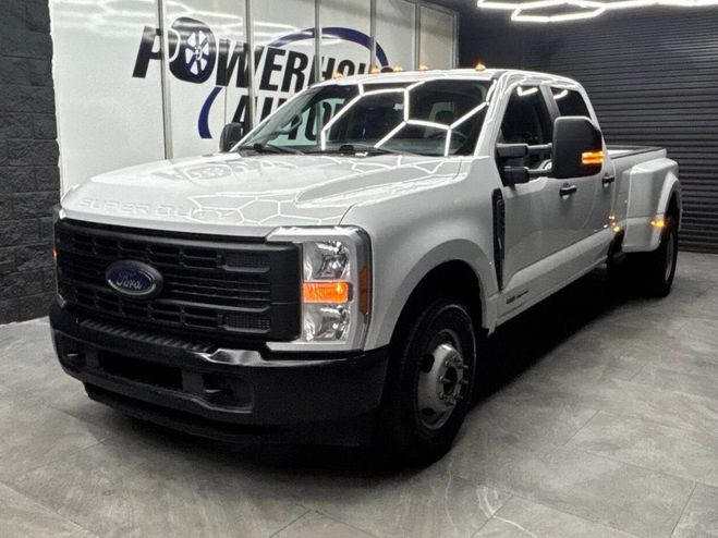 Ford F350 F-350 Super Duty XL 4x2 4dr Crew Cab 8 f Blanc de 2024
