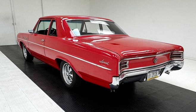 Buick Special 2-Door Sedan Rouge de 1964
