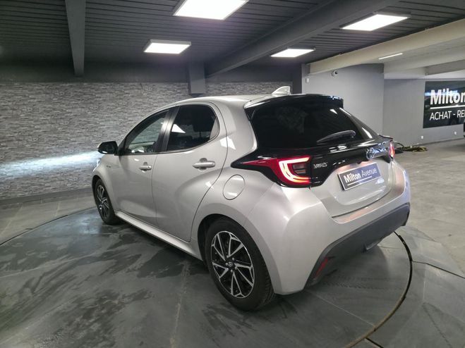 Toyota Yaris Hybrid 116h - BV e-CVT Design GRIS CLAIR de 2021