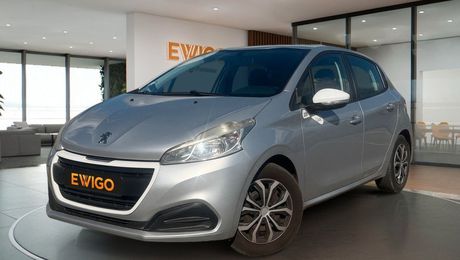 Peugeot 208 1.0 vti like distribution faite 2015 d'occasion a Osny (95)
