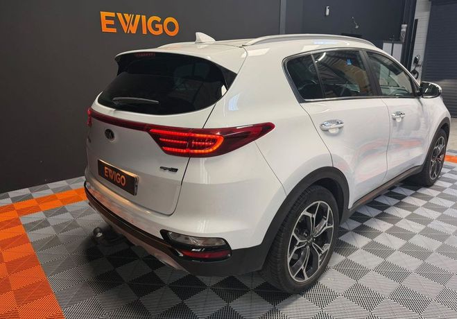 Kia Sportage 1.6 CRDi 135 HYBRID MHEV 48VOLT GT LINE  Blanc de 2021