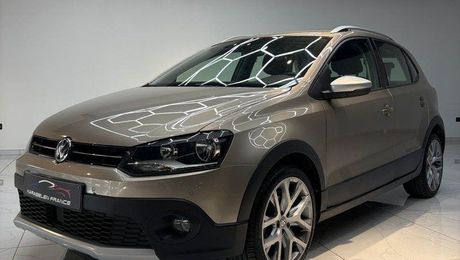 Volkswagen Polo VW CROSS 1.0i SENS AV-AR CLIM 92.758km S 2017 d'occasion a Vieux-Cond� (59)