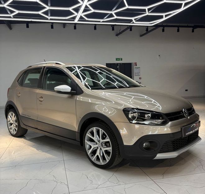 Volkswagen Polo VW CROSS 1.0i SENS AV-AR CLIM 92.758km S Gris de 2017
