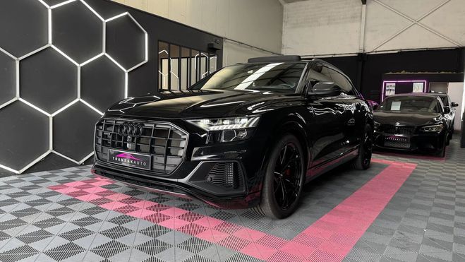 Audi Q8 TITION 3.0 V6 60 eTFSi 462 cv PACK CARBO Noir de 2023
