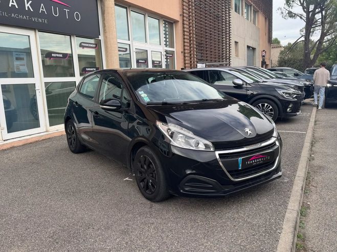Peugeot 208 I Phase 2 5 Portes 1.6 Blue HDi 75 cv Noir de 2017