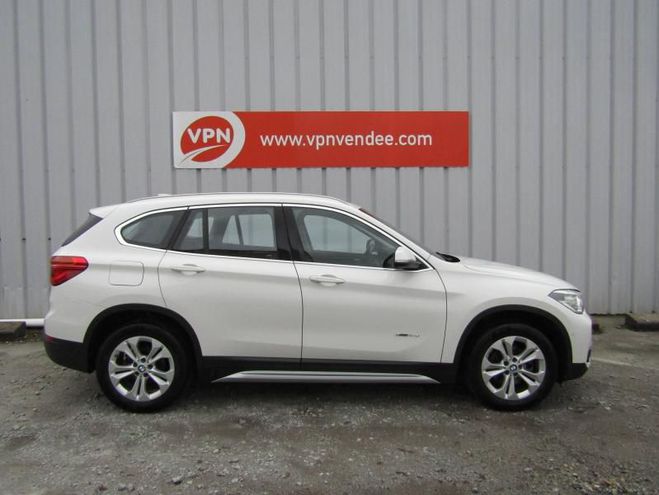 BMW X1 xDrive18dA 150ch xLine Alpinweiss de 2016