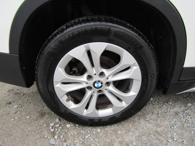 BMW X1 xDrive18dA 150ch xLine Alpinweiss de 2016