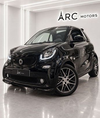  Voir d&eacute;tails -Smart Fortwo cabrio brabus xclusive bva ? cam�ra jbl  &agrave; Paris (75)