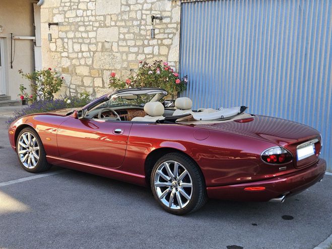 Jaguar XK8 4.2i Spirit Of Legend 304 - Kilom�trage  Bordeaux m�tallis� de 2006