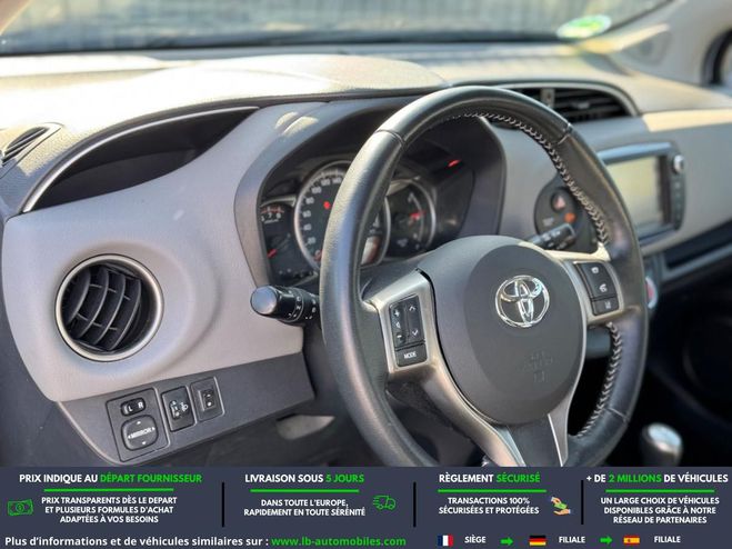 Toyota Yaris 100 VVT-i BVA Bleu M�tallique de 2016