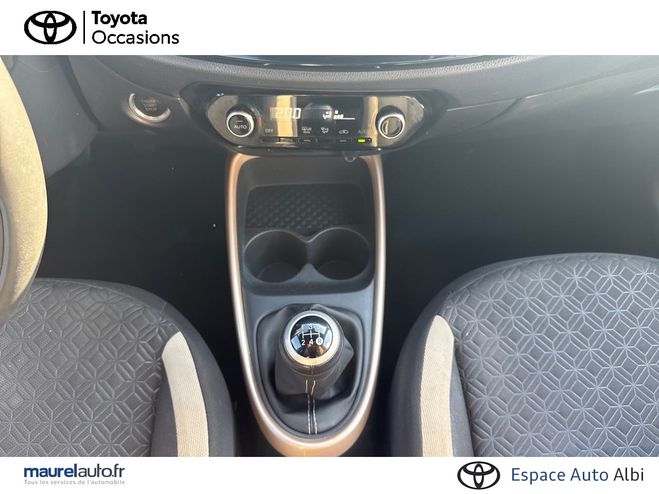 Toyota Aygo Aygo X 1.0 VVT-i 72 Design 5p Beige de 2023