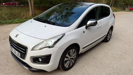 Peugeot 3008 1.6 Blue-HDi Crossway 120 EAT6 Automatiq 2016 d'occasion a Montfermeil (93)