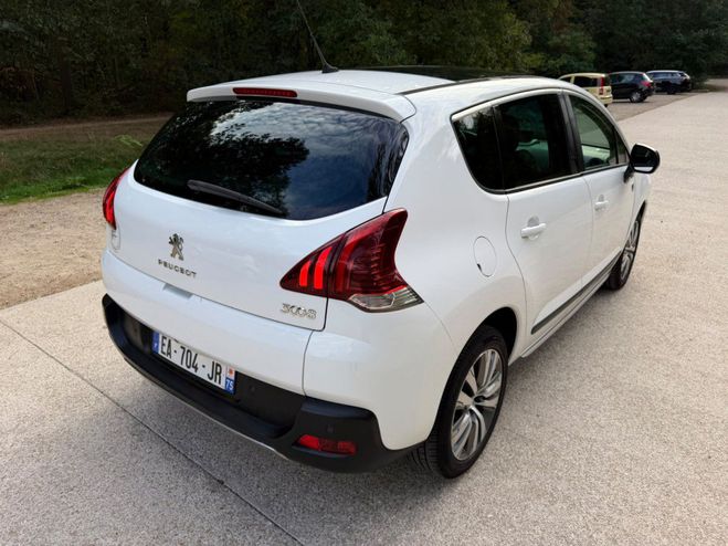 Peugeot 3008 1.6 Blue-HDi Crossway 120 EAT6 Automatiq BLANC de 2016