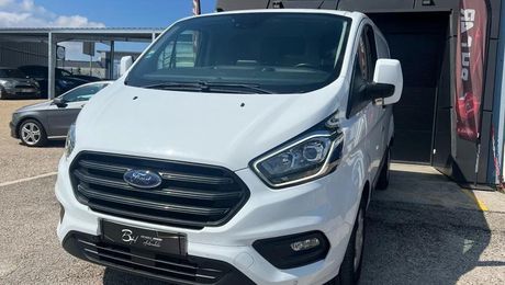 Ford Transit Custom Vu 2.0 TDCI 130 - 1�re main - Cam 2022 d'occasion a Ch�teau-Gaillard (01)