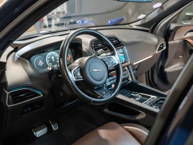 Jaguar F Pace V6 3.0 Supercharged 380ch S 4x4 BVA8 BLEU de 2016