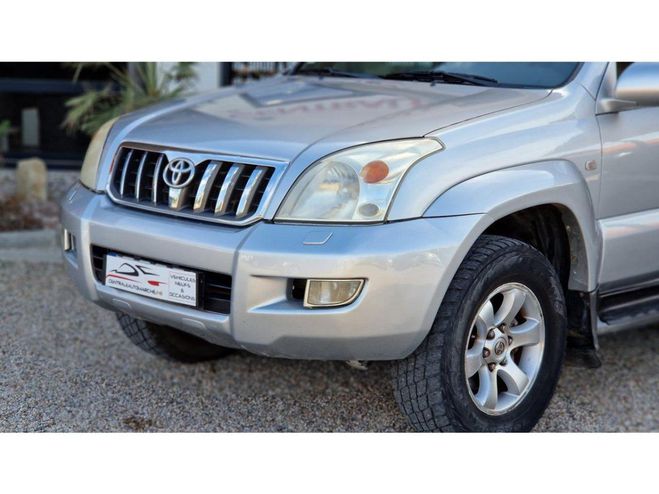 Toyota Land Cruiser 165 D-4D - BVA VX BLANC de 2002