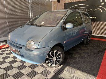  Voir d&eacute;tails -Renault Twingo 1.2i &agrave; Creuzier-le-Vieux (03)