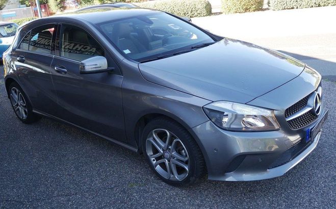 Mercedes Classe A 180 D SENSATION Gris de 2017