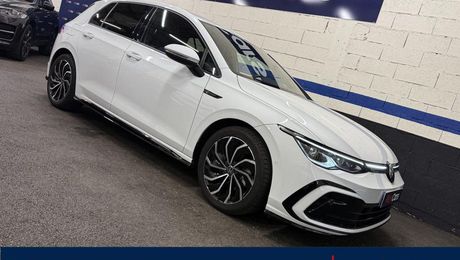Volkswagen Golf 1.5 TSI 130 EVO R-LINE DSG BVA 2022 d'occasion a Mougins (06)