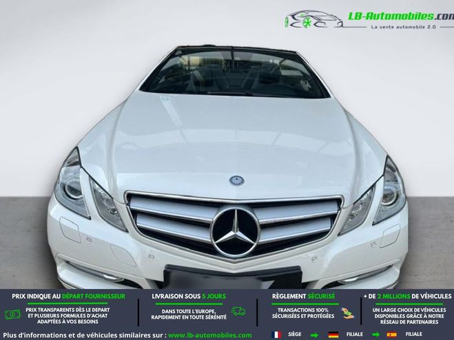 Mercedes Classe E 200 BVA Blanc M�tallique de 2011