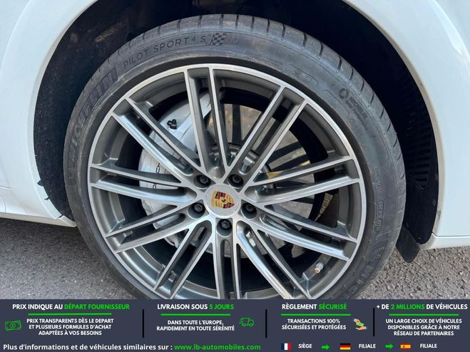 Porsche Cayenne Turbo 4.0 V8 550 ch  BVA Blanc M�tallique de 2019