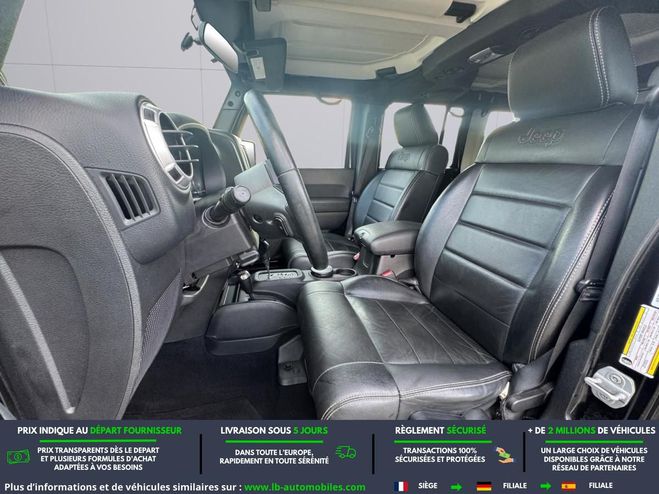 Jeep Wrangler 2.8 CRD 200 - BVA 5 Portes Noir M�tallique de 2012
