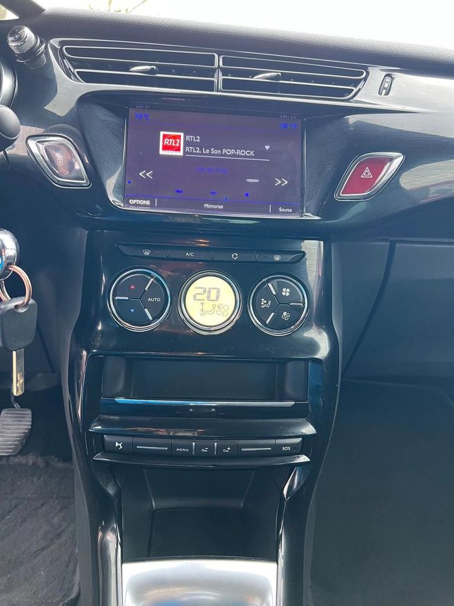 Citroen DS3 (2) 1.6 BLUEHDI 100 CONNECTED  CT OK BEL Gris de 2017