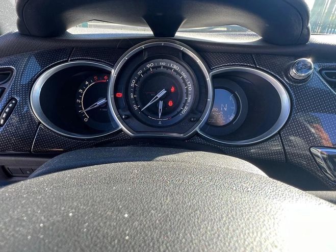 Citroen DS3 (2) CABRIOLET  1.6 E-HDI 90 SO CHIC ETG6 Gris de 2014