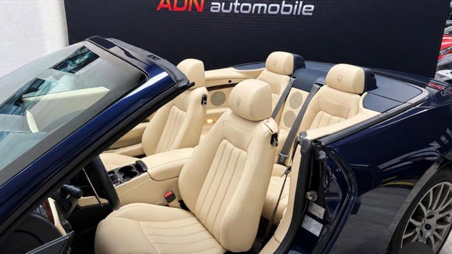 Maserati Grancabrio 4.7i V8 - 440 - BVA BLEUE de 2010