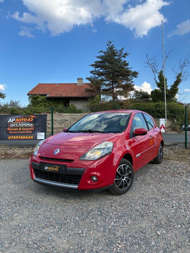 Renault Clio III 1,2 75CH DYNAMIQUE Rouge de 2010