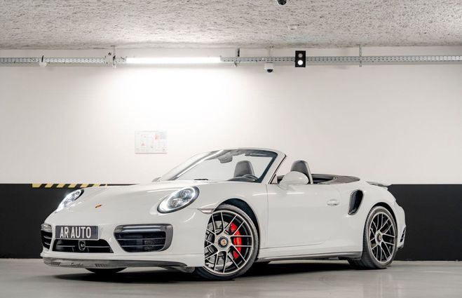 Porsche 911 Turbo 3.8 540 CH Cabriolet Approved 05-2 Blanc de 2017
