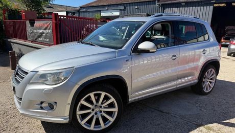 Volkswagen Tiguan 2.0 TDI 140 CARAT 4MOTION DSG BVA 2010 d'occasion a Conflans-Sainte-Honorine (78)