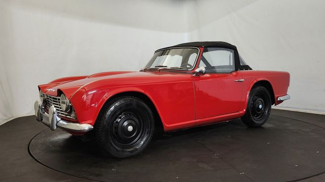 Triumph TR4  Rouge de 1962
