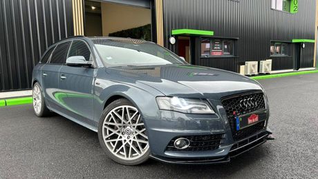 Audi A4 S4 Avant Quattro 3.0 V6 TFSI - BV S-tron 2009 d'occasion a Esvres (37)