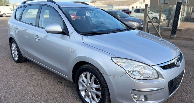 Hyundai I30 1.6 CRDi115 Pack Confort BA 2008 d'occasion a Avrainville